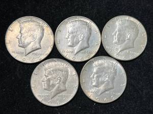lot 48 image: 5 US 40% SILVER KENNEDY HALF DOLLARS