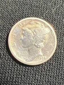 lot 64 image: 1934-D US MERCURY DIME XF