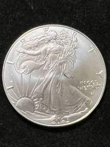 lot 90 image: 2025 AMERICAN SILVER EAGLE 1 TROY OZ .999 FINE SILVER