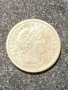 lot 107 image: 1914 US BARBER DIME XF