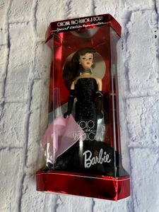 lot 7 image: Vintage 1994 Special Edition Reproduction Solo in the Spotlight Barbie (New with Box Wear)