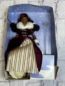 lot 12 image: Vintage 2000 Victorian Ice Skater Special Edition Barbie (New Open Box with Box Wear)