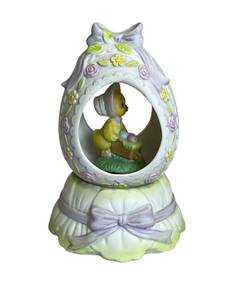 lot 26 image: Vintage Lefton Easter Parade Rotating Musical Egg (6.5 Tall) in Good Working Condition