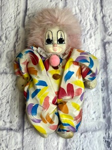 lot 40 image: Vintage 8 Q-Tee-Clown Sand Bag Pierott Clown