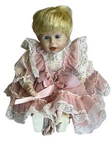 lot 41 image: Vintage Seymour Mann 11 Porcelain Doll in Seated Position