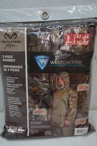 lot 113 image: Large rain gear set, Real tree