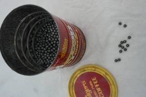 lot 128 image: 5.2lbs of bullet shot, larger size