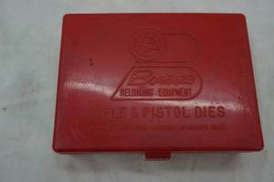 lot 138 image: Bonanza Reloading Equipment