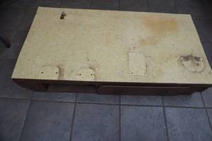 lot 165 image: Bench Table with drawer