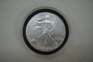 lot 180 image: 2003 American Silver Eagle Coin