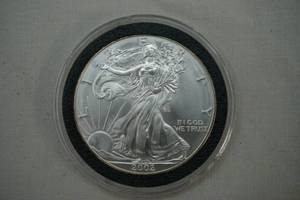 lot 181 image: 2002 American Silver Eagle Coin