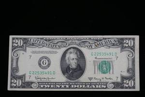 lot 207 image: 1950E $20 Federal Reserve Note