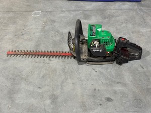 lot 36 image: Weed Eater Hedge Trimmer