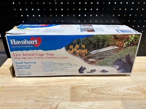 lot 40 image: Havahart Live Animal Trap