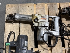 lot 47 image: Skil Hammer Drill