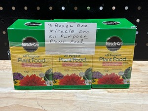 lot 4 image: 3- 8 Ounce Boxes Miracle Gro Plant Food