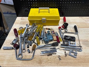 lot 26 image: Tools