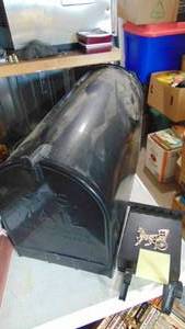 lot 6 image: Lot of 2 Metal Mailboxes