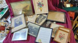 lot 47 image: Lot of Pictures and Frames
