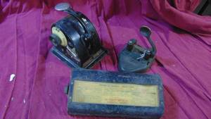 lot 104 image: Protectograph, Grain Machine and 2 Hole Punch