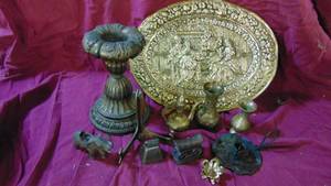 lot 138 image: Brass Items and Decor Candleholder