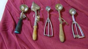 lot 144 image: Vintage Ice Cream Scoops