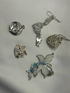 Lot of 5 Mixed Fashion Jewelry Charms and Pendants
