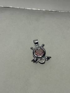 Elegant Silver Pendant with Pink Gemstone