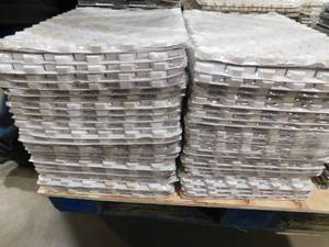 lot 51 image: Angora Sazi 11.04 in. x 13.46 in. x 10 mm Polished Marble Mosaic Tile (52 sq. ft.)