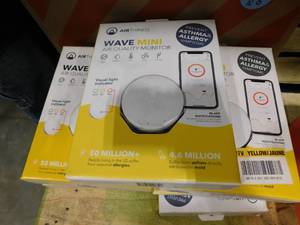 lot 63 image: (35) Wave Mini Battery Operated Smart Indoor Air Quality Monitor with Mold-Risk Indication