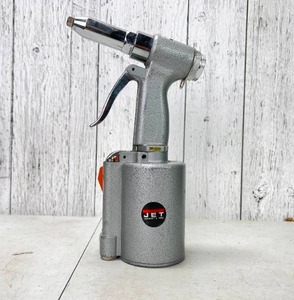 lot 226 image: JET Pneumatic Air Riveter