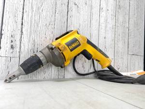 lot 219 image: DeWalt VSR Drywall Screw Gun