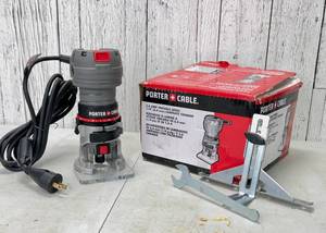 lot 224 image: Porter Cable Variable Speed Laminate Trimmer