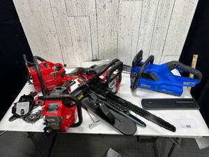 lot 437 image: Miscellaneous Chainsaws Parts or Repair