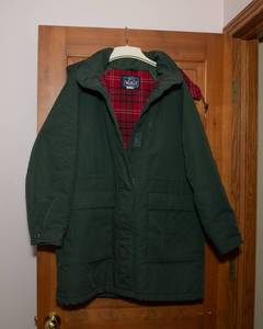 lot 15 image: The Woolrich Woman Wool Lined Parka - Size Large