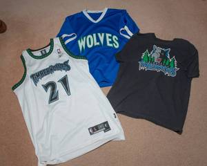 lot 16 image: Timberwolves Shirts and Kevin Garnett Timberwolves Jersey