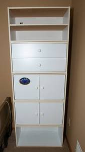 lot 31 image: White Book Shelf