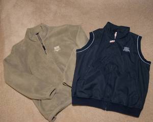 lot 82 image: PGA Championship Hazeltine 2002 Vest and Quarter Zip