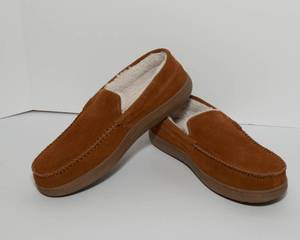 lot 81 image: Eddie Bauer House Slipper Mens Size 11-12