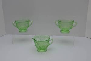 lot 112 image: Uranium Glass Creamer and Two Sugar Bowls - Federal Glass Georgian Lovebirds