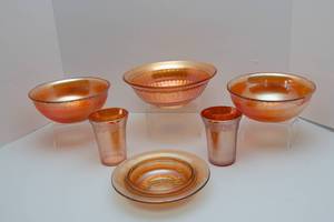 lot 113 image: Marigold Carnival Glass - 6 Pieces