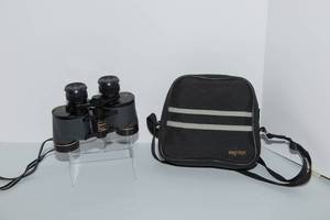 lot 114 image: Magnicon Rapid Focus Binoculars and Bag