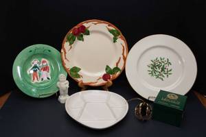 lot 147 image: Lincoln Illinois Bicentennial 24 Kt Gold Finish Ornament, Servingware and Snowbabies Figurine
