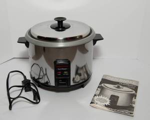 lot 169 image: Farberware NutriSteam Steam Cooker