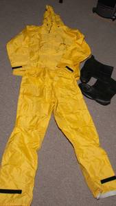 lot 197 image: DryRider Motorcycle Rain Suit and Totes Rain Boots