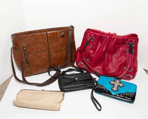 lot 152 image: Wallets and Purses
