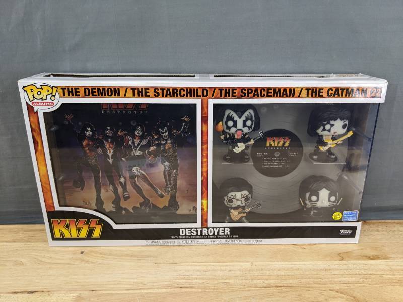 lot 33 image: KISS Funko Pop Destroyer #22 Glow in the Dark Figure Set K
