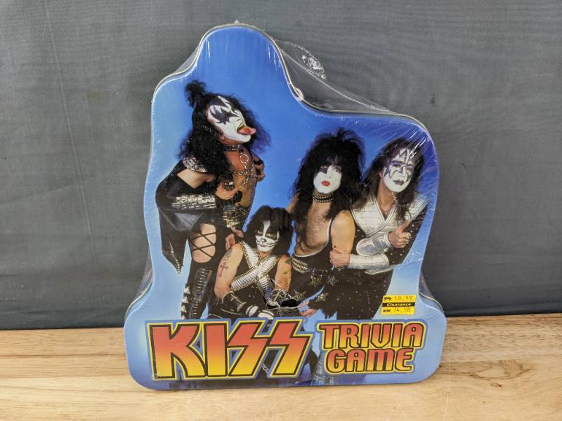 lot 71 image: New KISS Trivia Game K