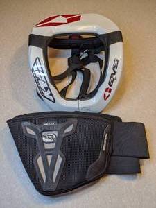 lot 416 image: Moto Cross EVS Neck Brace Helix MSR Kidney Belt R