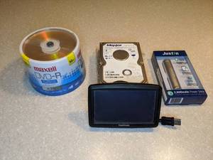 lot 419 image: New Maxwell DVD-R 50 Pack Maxtor Hard Drives Power Stick Tom Tom R